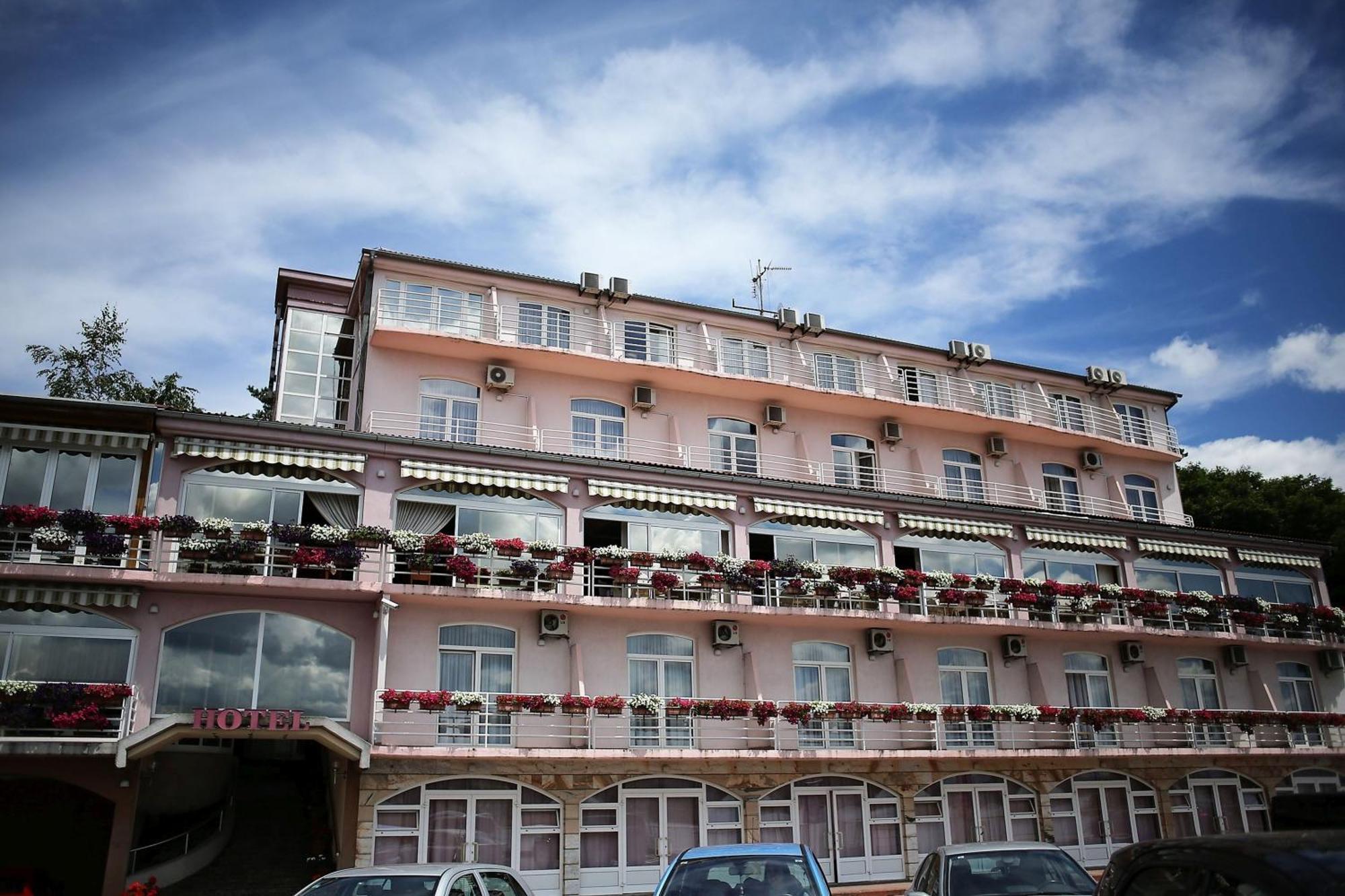 Hotel Senad Od Bosne Prokosovici 外观 照片